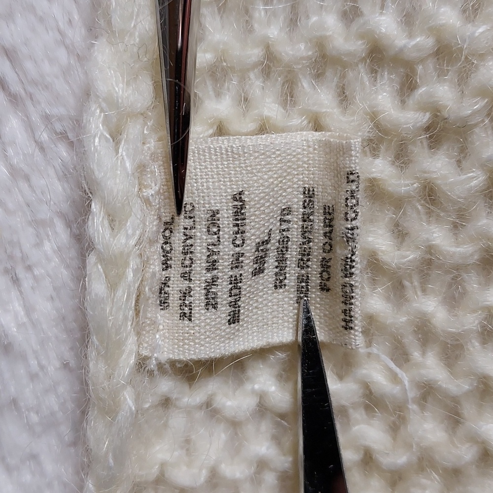 Anthropologie Sleeping on Snow Cream Bird Embroidered Knit Shrug Sweater M/L - Picture 8 of 9